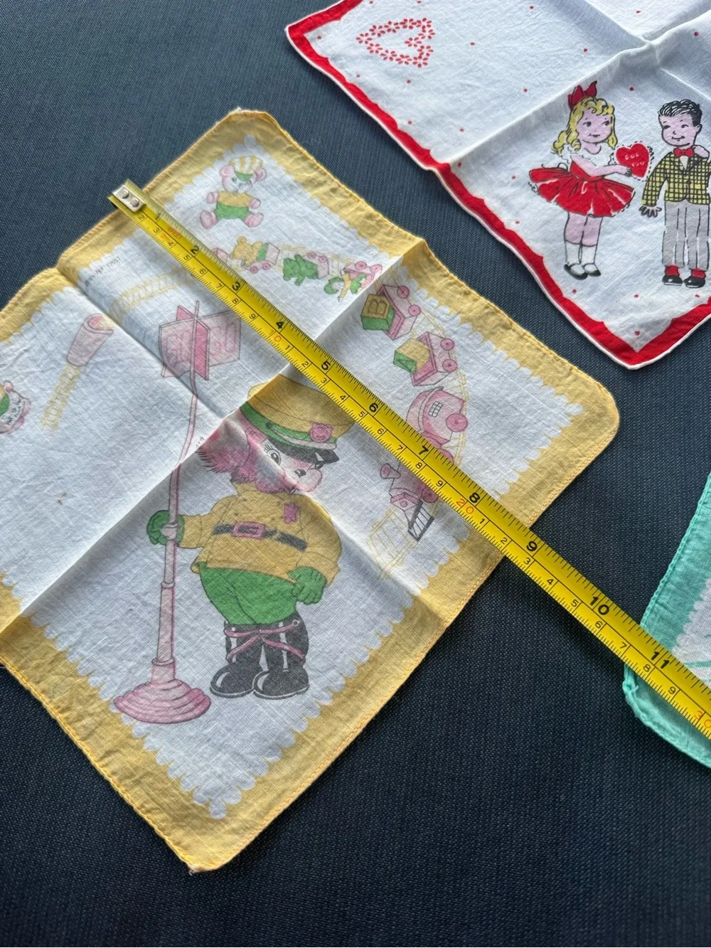 🆕VTG Child’s Hankerchiefs 🆕